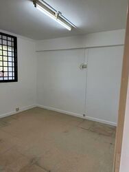 Blk 102 Crescent View (Queenstown), HDB 3 Rooms #573671071